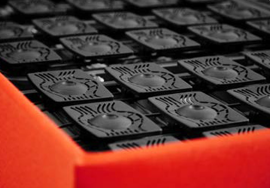 Nahaufnahme des Tellersystems der Pflegebetten